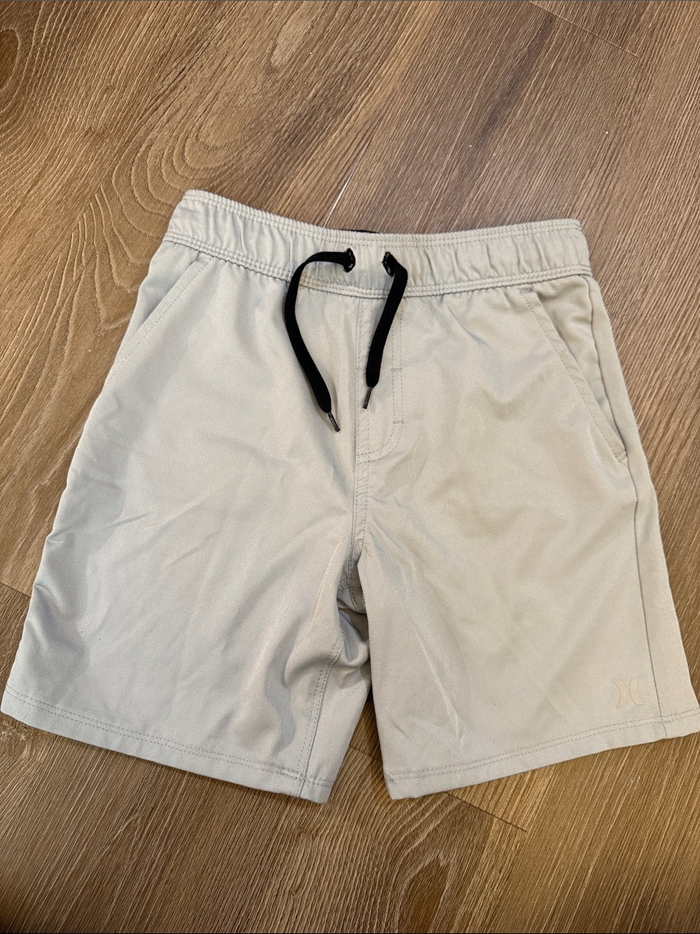 Hurley Boy’s Gray Athletic Elastic Pull-On Drawstring Shorts w/ Pockets - 6/7